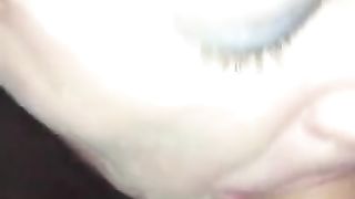 Sugar Cravsitt deepthroats strangers boner Pfrom Grindr in CarPlay