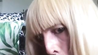 Sissy throating an arab lollipop with jizz flow