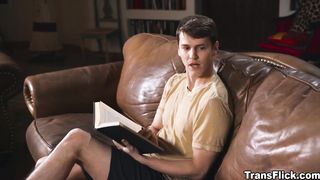 Sofia Ferrari gives boyfriend a bedtime incentive