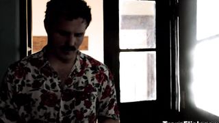 Summer and Zariah manage to avoid getting caught