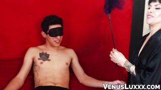 Trans Foxxy and Venus Lux take turns riding Robies eight inch cock