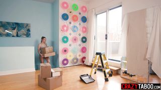 Teen enjoys rough fucking on sex swing