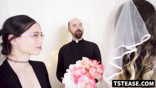 Bonnie Snow squeals as Asian trans Camellia Wu stretches her TS hole