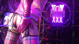 Toypleasurexxx - Sissy pinkish and marionette crimson ass fucking