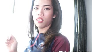 Very horny TS Lee has exceptional skills in rimjob and bj