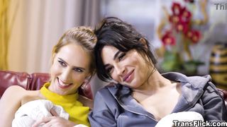 Cadence Lux taking Ariek Demures she weenie deep inwards her muff