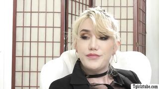 She-creature psychiatrist interviews her senior fellow patient about her past hook-up.After that,the fellow heads to her and he then gobbles and nails her arse.