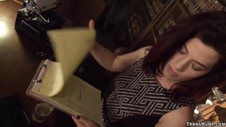 Bodacious culo TRANSSEXUAL author tears up journalist