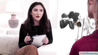 The dialogue with this trans cis dame duo went so well that they like me to join them for lovemaking.The idea of a deep-throating of a t-model dinky turns me on