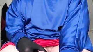 Fatima draining in a glas