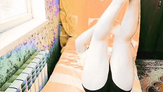 Color Me Super-sexy: Examining Bold Style Choices