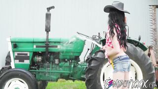 FEMBOYXXX - Farmer Femboy Sydney got her fields pounded stiff by Marcus McNeil (Sydney Moon)