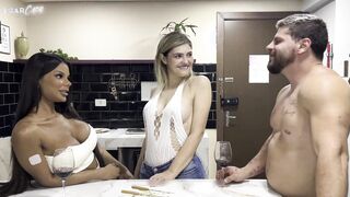 The duo Luar invited Babi Antonella to a personal Fresh Yr's Eve soiree.