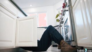 Sumptuous ginger-haired shemale Ariel Demure wants to get the plumber men attention