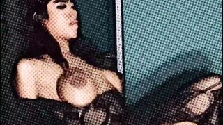 DEEPTHROATING AND SITTING