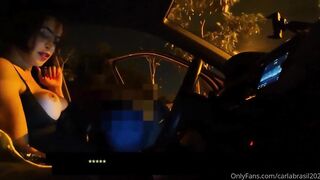 carla b an voiture (Mariah Koenig)