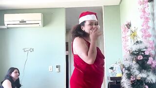 Christmas Cleaning Talkative Chick Farts in front of Glrlfriend