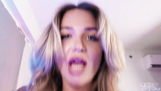 Successful Gamer Plays Around In Splendid T-model Bum