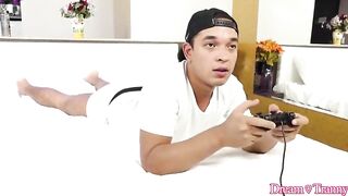 Gamer Guy Gets Culo Torn up By Latina Shemale