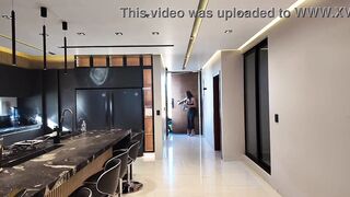 Delivery man asks me for a image and I end up boinking him