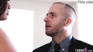 Trans Jessica Fox eventually gets smashed by her stepsiblings BFF