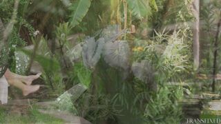 Casey Calvert & Avery Lust