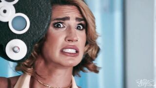 TRANS ANGELS - Kalli Grace’s Health center Visit With Jade Venus Concludes In Wild Desk-Intercourse And Torrid Facials