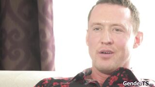 If you pull your dick out then Ill take my shemale cock out