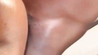 Fuckbox That Makes Your Knees FEEBLE