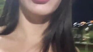 Suckling a row of turtledoves on the beach at night