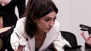 Free-for-all Use She-creature Internal cumshot At Office - Ariel Demure