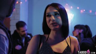 Diminutive man meat t-model Khloe Kay lovemaking with a biker stud after they encountered in a club