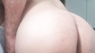 Maricona mostra o rabão gostoso