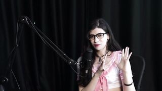 SEE THE CONVERSATION WITH THE NASTY AND DIRTY TS YUMI TRAP ON PORNO CAST BRAZIL - PART 1 (WITNESS ON: SHEER/CRIMSON)