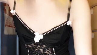 Jessica Bloom's Immense Pipe Throbs From Anal invasion - Encaged and Unleashed Arms-Free-for-all Blasting Ejaculations