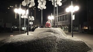 Sissy Outside railing bone in fresh sundress