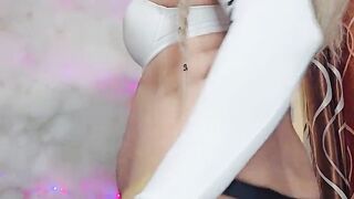 Rich white ts throating salami