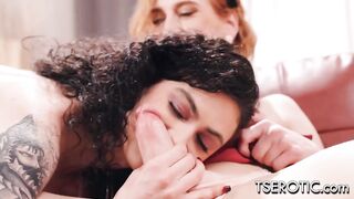 TRANSSEXUAL Damsel Shiri Allwood Gets To Pound A Inked Lady