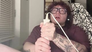 Massive Boypussy Gets Engorged and Raw