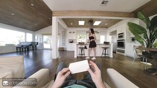 VRB Trans: Killer She-creature Humps Rear end in Glasses