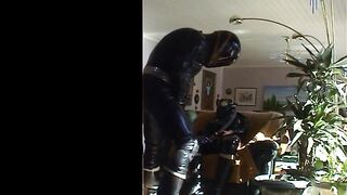 Roxina2003HotRubberFucktoy070403XL.WMV