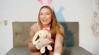 What a exhilarate this Easter was! I came alone in the hotel!