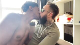 What a yummy cooter!