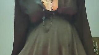 Buxom Sissy Spunking