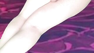 Pre-Jizzing Hips Wanking Bringing a Steamy Flow from Deep in Me