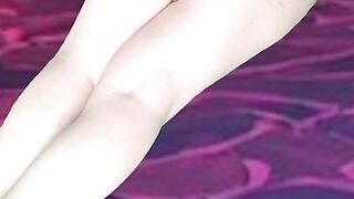 Pre-Jizzing Hips Wanking Bringing a Steamy Flow from Deep in Me