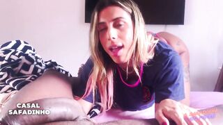 Ladyboy Hump