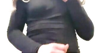 femboy energetically moves his butt sex on the faux-cock, faps off and pops terrifically