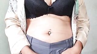 Gigantic Backside Hijab She-male, Spreading Her Backside With Good-sized Fuck sticks And Jism
