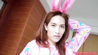 Transgirl Tyra Hand-job n Condom-free Ass fucking